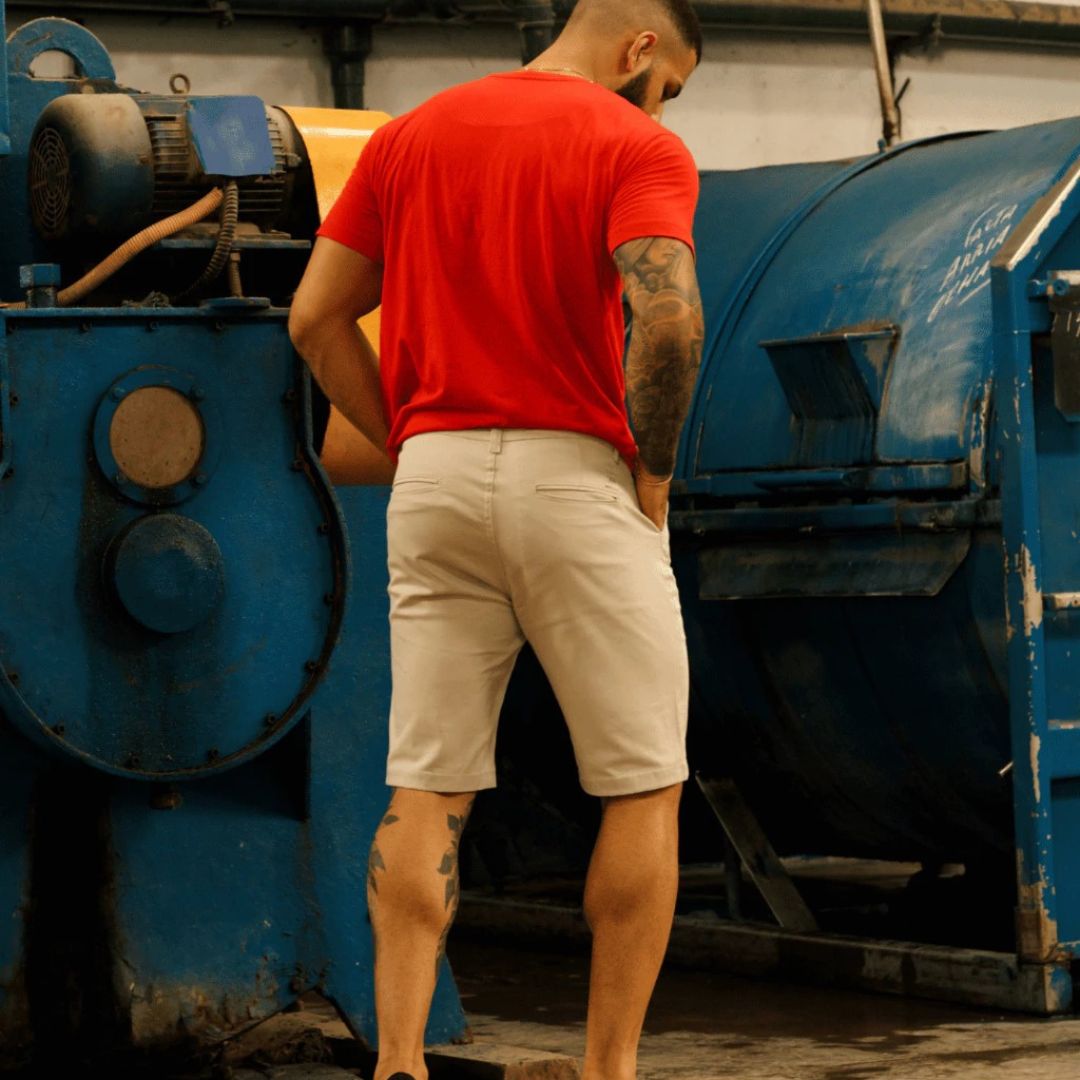 Bermuda Sarja Masculina Caqui Berlim Loja Viego bermuda Berlim bermuda caqui bermuda confortável. bermuda de sarja bermuda masculina bermuda masculina caqui bermuda sarja Bermuda Sarja Masculina Caqui Berlim roupa masculina vestuário masculino