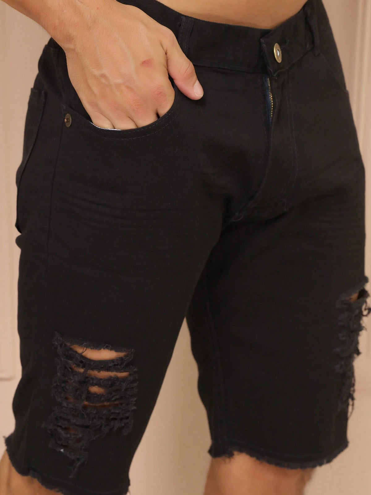 Bermuda Jeans Masculina Rasgado Black 48 Loja Viego bermuda jeans Bermuda Jeans Casual bermuda jeans masculina bermuda jeans masculina rasgado Bermuda Jeans Masculina Rasgado Black bermuda jeans rasgada bermuda masculina jeans short jeans masculino