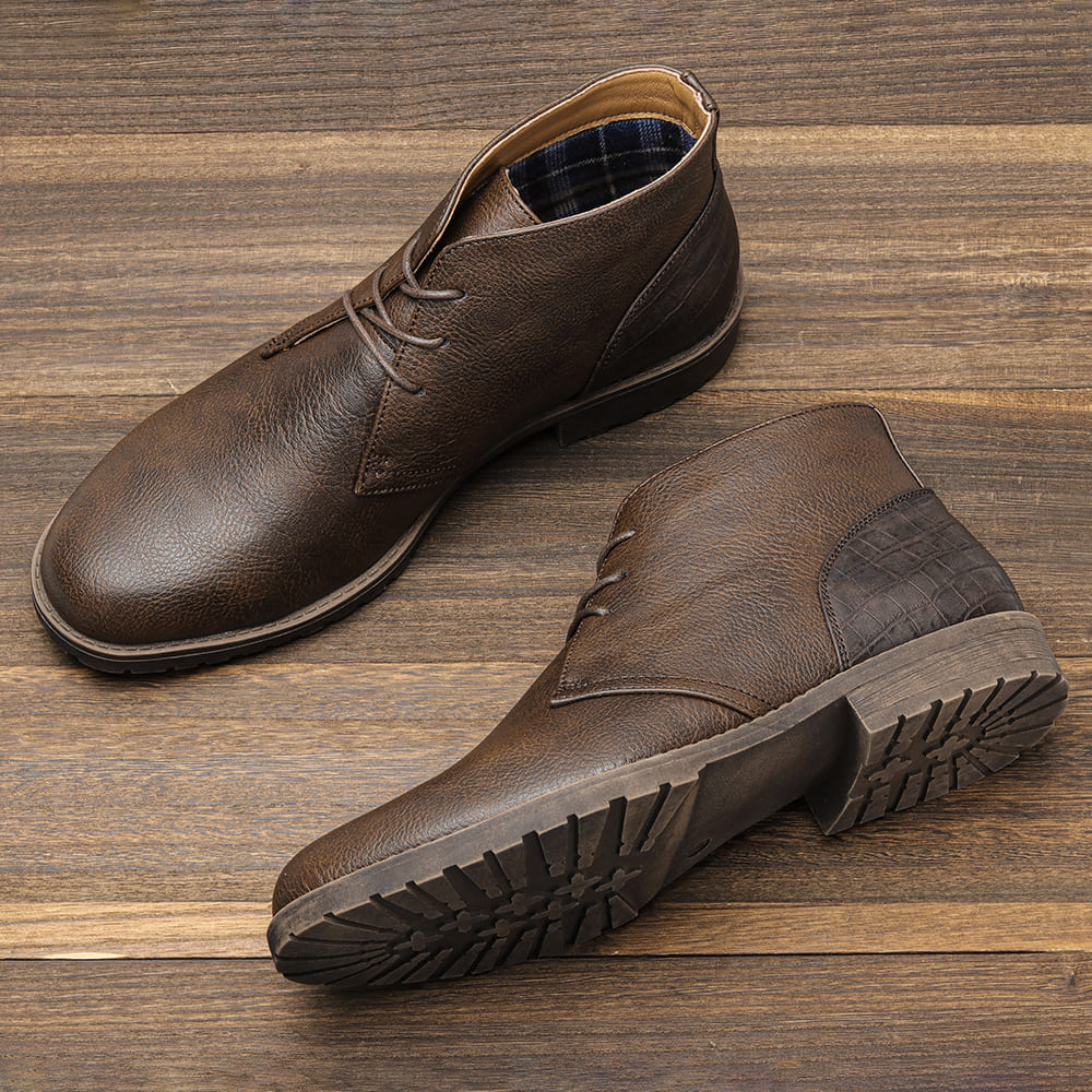 Bota Masculino de Couro Marrom Estilo Retrô Americano Loja Viego bota cano curto bota casual bota com sola tratorada bota de couro Bota de couro legítimo Bota de couro marrom bota de couro masculina bota de inverno bota estilo americano bota marrom bota masculina bota masculina confortável Bota Masculino de Couro Marrom Estilo Retrô Americano bota moc toe bota para trabalho. bota retrô Bota rústica masculina Botas calçado masculino Calçados masculinos de qualidade