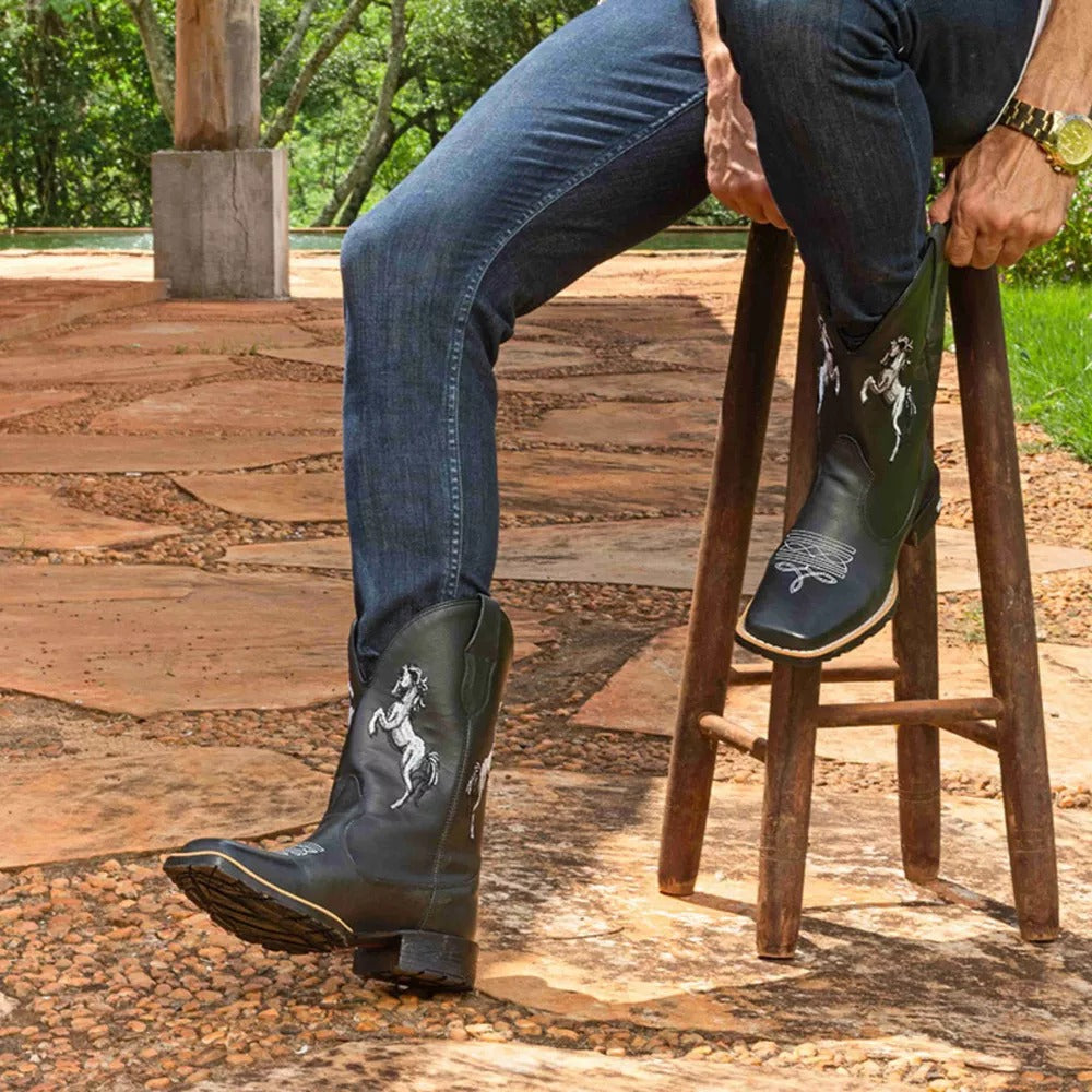 Bota Texana Masculina Country em Couro - Black Horse Loja Viego bota country texana bota masculina country texana bota masculina texana country bico quadrado bota texana bota texana country cano longo masculina bota texana country masculina bota texana masculina Bota Texana Masculina Country em Couro - Black Horse Bota Texana Masculina Country em Couro - Horse botina masculina country texana texana