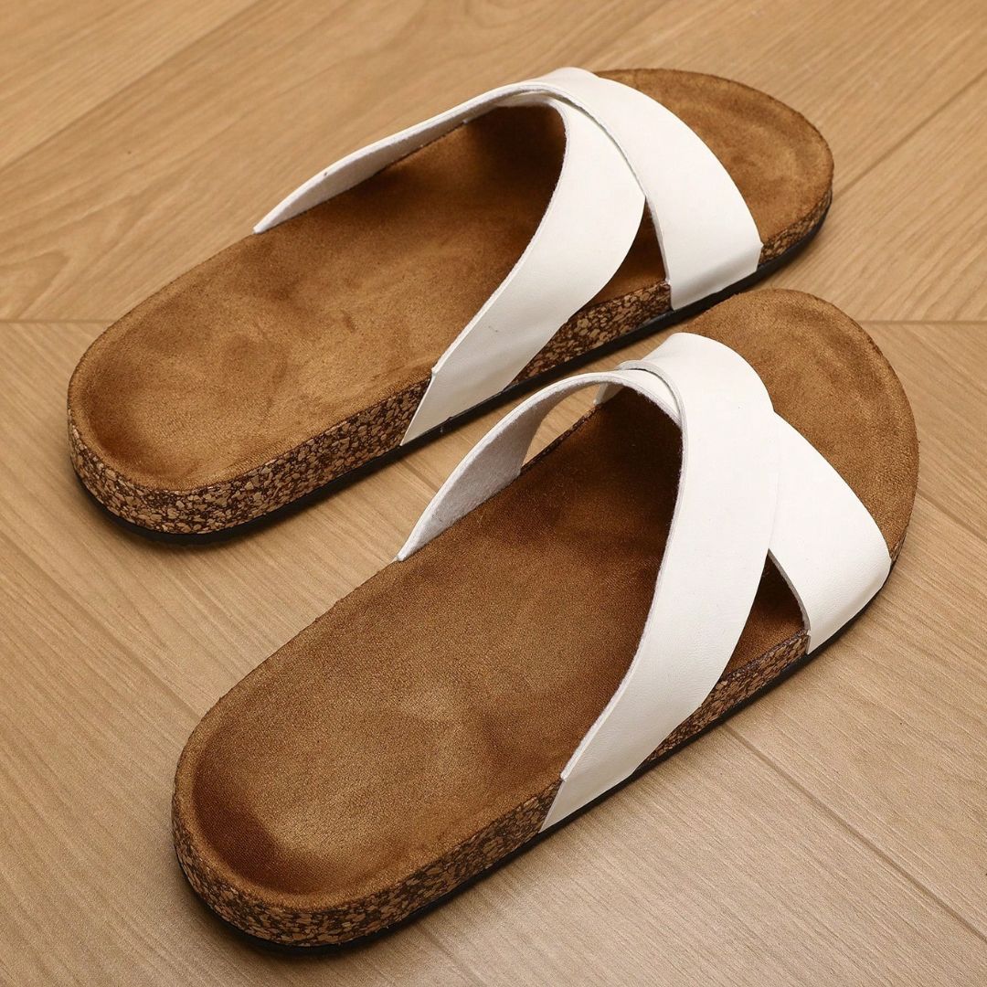 Chinelo Casual Masculino de Couro Antiderrapante Casck Loja Viego chinelo chinelo antiderrapante chinelo casual chinelo casual masculino Chinelo Casual Masculino de Couro Antiderrapante Casck chinelo confortável chinelo de couro chinelo de couro masculino chinelo masculino chinelo masculino antiderrapante chinelo masculino confortável chinelo para homem ocasiao_casual