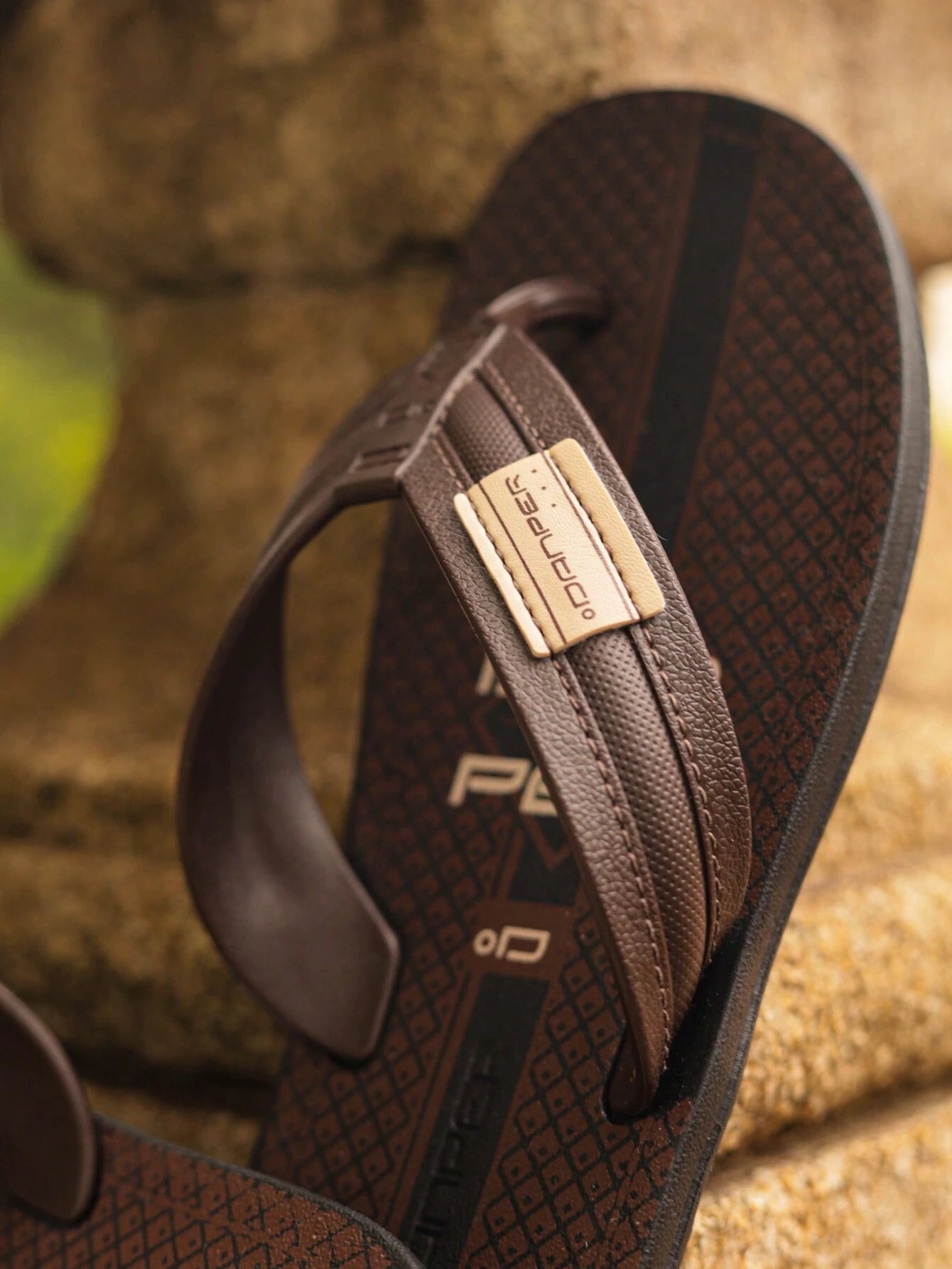Chinelo Masculino Marrom Gênova Loja Viego chinelo chinelo confortável chinelo de dedo chinelo leve chinelo masculino Chinelo Masculino Marrom Gênova chinelo para dia a dia chinelo para piscina chinelo para praia