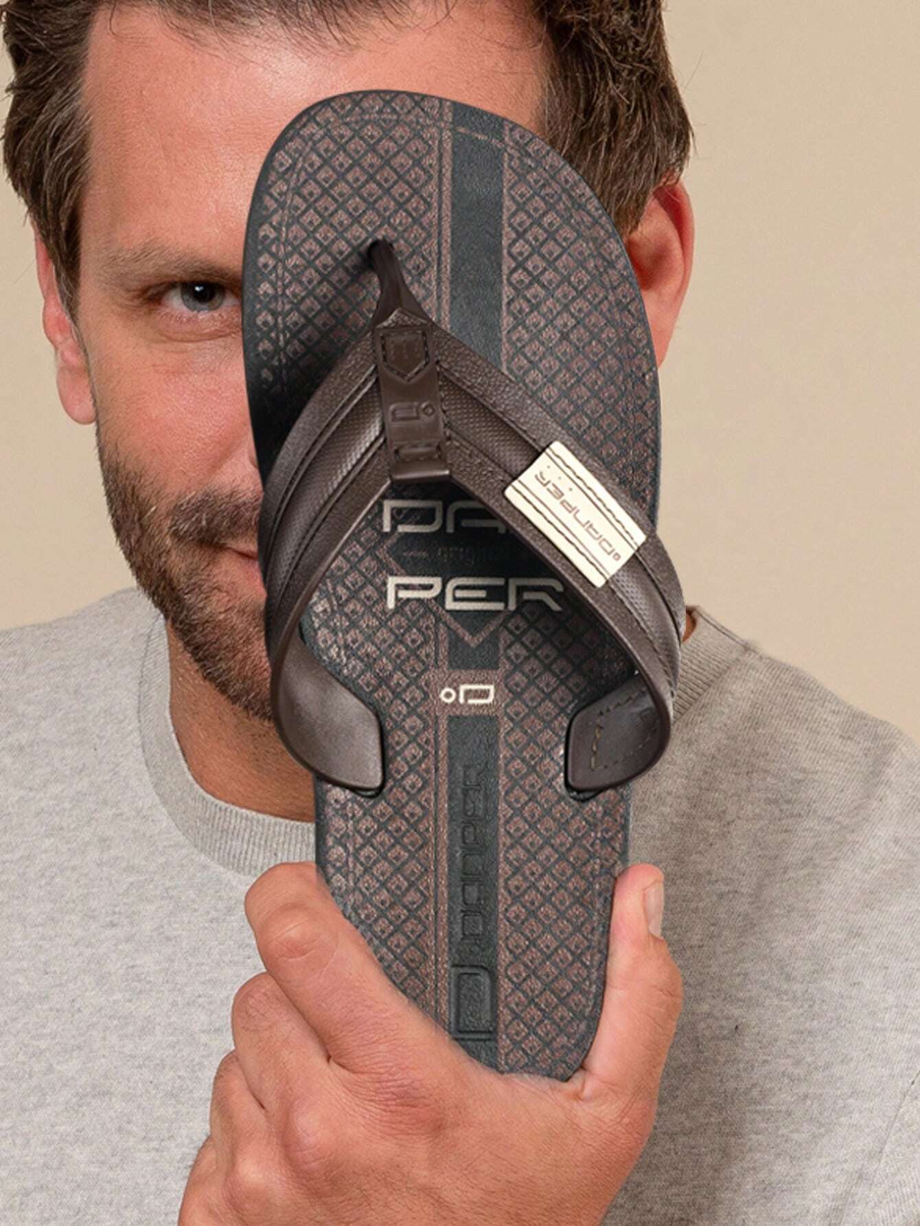 Chinelo Masculino Marrom Gênova Loja Viego chinelo chinelo confortável chinelo de dedo chinelo leve chinelo masculino Chinelo Masculino Marrom Gênova chinelo para dia a dia chinelo para piscina chinelo para praia