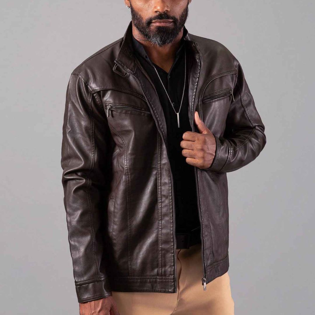 Jaqueta de Couro Masculina Marrom Inverno 2025 EGG Loja Viego jaqueta casual masculina jaqueta couro jaqueta de couro Jaqueta de Couro Masculina Jaqueta de Couro Masculina Marrom Inverno 2025 jaqueta masculina jaqueta masculina estilosa jaqueta masculina inverno jaqueta para frio jaqueta preta masculina jaqueta urban jaqueta urban mens roupa masculina inverno