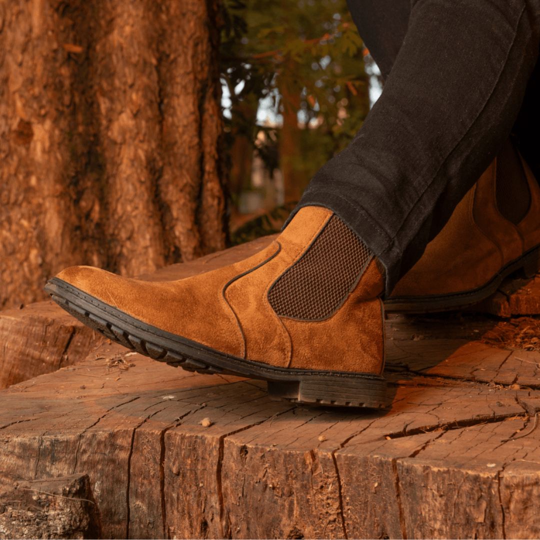 Bota Chelsea Masculino Casual Camurça Caramelo Loja Viego bota bota camurça masculina Bota chelsea bota chelsea areia bota chelsea camurça bota chelsea masculina bota chelsea masculina areia bota chelsea masculina look Bota Chelsea Masculino Casual Camurça Caramelo bota masculina bota masculina casual bota masculina confortavel bota masculina elegante bota masculina outono inverno comprar bota chelsea