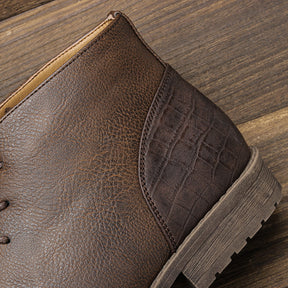 Bota Masculino de Couro Marrom Estilo Retrô Americano Loja Viego bota cano curto bota casual bota com sola tratorada bota de couro Bota de couro legítimo Bota de couro marrom bota de couro masculina bota de inverno bota estilo americano bota marrom bota masculina bota masculina confortável Bota Masculino de Couro Marrom Estilo Retrô Americano bota moc toe bota para trabalho. bota retrô Bota rústica masculina Botas calçado masculino Calçados masculinos de qualidade
