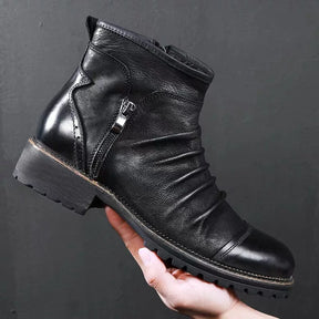 Bota Masculina Couro Estilo Vintage - Metropolitan Preto Loja Viego bota bota masculina bota masculina couro Bota Masculina Couro Estilo Vintage - Metropolitan bota masculina de couro bota masculina retro bota masculina rústica bota masculina vintage Botas