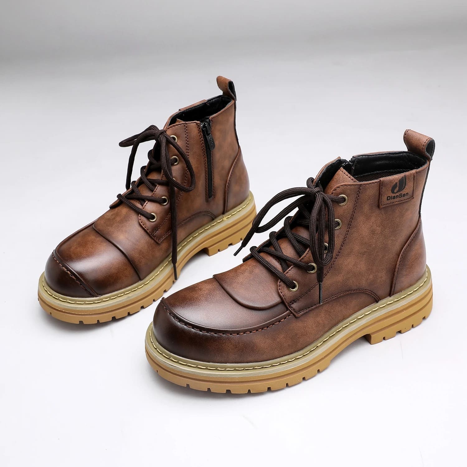 Bota Masculina Couro Marrom Viego Loja Viego bota casual masculina bota confortável para homens bota de couro Bota de couro legítimo Bota de couro marrom bota de couro masculina bota elegante masculina bota marrom masculina de alta qualidade. bota masculina Bota masculina couro marrom Bota Masculina Couro Marrom Viego bota masculina resistente bota masculina vintage Bota rústica masculina Botas Calçados masculinos de qualidade calçados masculinos em couro