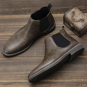 Bota Chelsea Masculina Couro Marrom Dark Retrô Loja Viego bota Bota chelsea Bota chelsea couro Bota Chelsea Masculina Couro Marrom Dark Retrô bota chelsea masculina look Bota Chelsea Masculino Clássica de Couro bota masculina bota masculina chelsea botas chelsea homem botina chelsea masculina