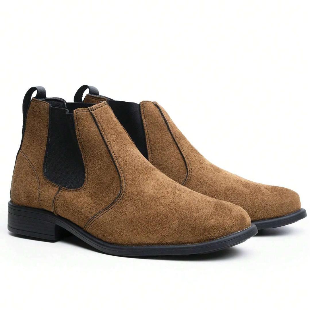 Bota Chelsea Masculino de Camurça Light Brown Loja Viego bota Bota chelsea Bota chelsea couro bota chelsea masculina look Bota Chelsea Masculina Para Trabalho Clássica Bota Chelsea Masculino de Camurça Light Brown bota masculina