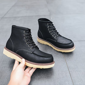 Bota Masculina de Couro Maden Vintage Preta Loja Viego bota de couro bota de couro masculina bota masculina Bota Masculina de Couro Maden Vintage Bota Masculina de Couro Maden Vintage Preta bota masculina moc toe bota moc toe bota moc toe discovery Botas mais vendidos moc toe