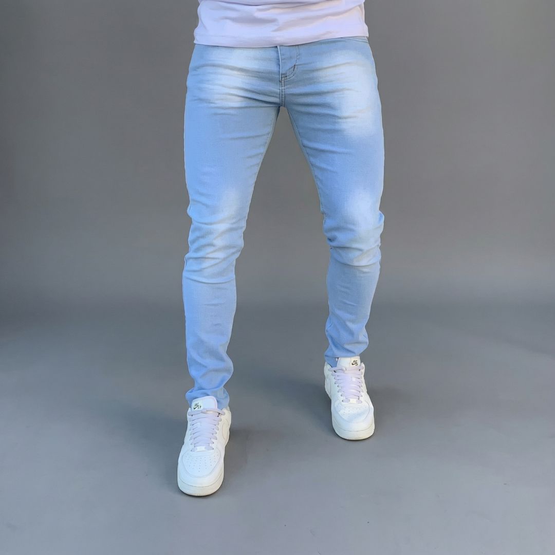 Calça Jeans Masculina Slim Clara com Elastano 48 Loja Viego