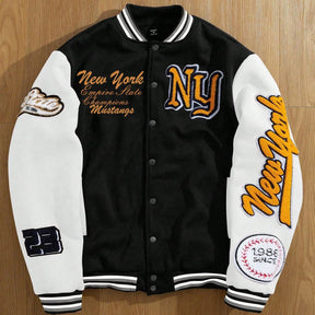 Jaqueta Masculina Varsity Baseball College NY EGG Loja Viego jaqueta baseball masculina jaqueta college masculina jaqueta com gola canelada jaqueta estilo americano jaqueta masculina casual Jaqueta Masculina Varsity Baseball College NY jaqueta universitária masculina jaqueta varsity masculina jaqueta varsity ny jaqueta varsity urbana moda streetwear masculina