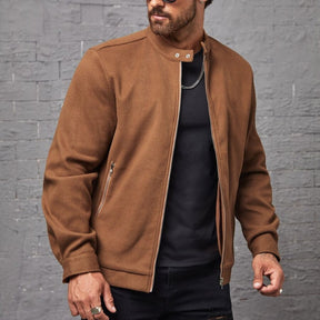 Jaqueta Masculina de Zíper Marrom Basic Loja Viego jaqueta básica masculina jaqueta casual masculina jaqueta de zíper marrom jaqueta leve masculina jaqueta marrom casual jaqueta marrom masculina Jaqueta Masculina de Zíper Marrom Basic jaqueta masculina para frio jaqueta masculina urbana jaqueta masculina zíper moda masculina inverno