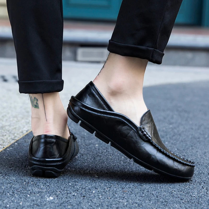 Mocassim Masculino Casual de Couro Driver Urbano Loja Viego mocassim mocassim masculino mocassim masculino couro mocassim masculino democrata Mocassim Masculino Preto Sola Alta Tratorado Loafer sapato masculino estiloso sapato mocassim de couro masculino Sapato Mocassim Masculino sapato mocassim masculino social sapato sola alta masculino