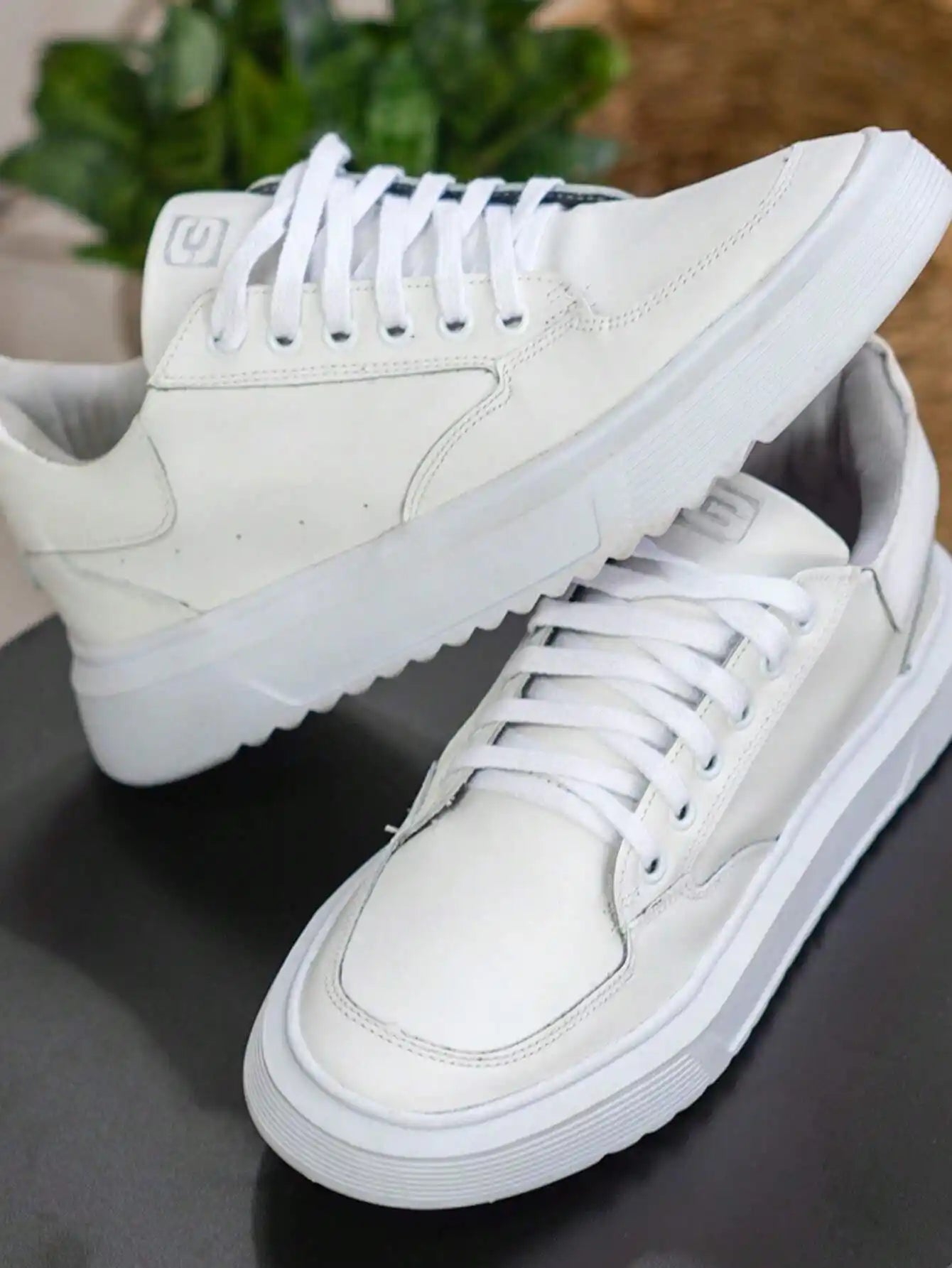 Tênis Branco Masculino Casual Sola Alta Loja Viego tenis branco tenis branco masculino tenis branco masculino casual tenis masculino tenis masculino casual tenis masculino retro Tênis Tênis Branco Masculino Casual Sola Alta